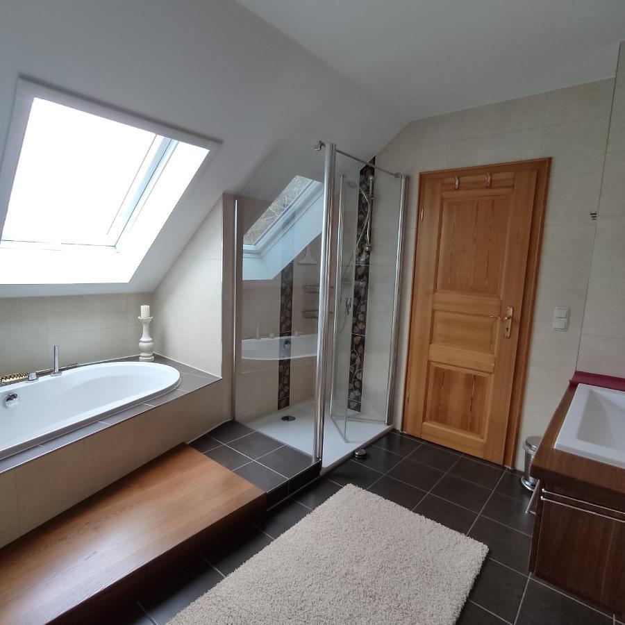 Ferienwohnung Adelhardt Eckersdorf Esterno foto