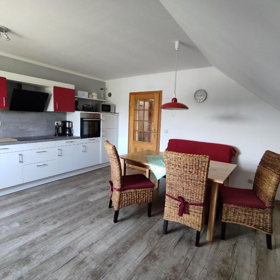 Ferienwohnung Adelhardt Eckersdorf Esterno foto